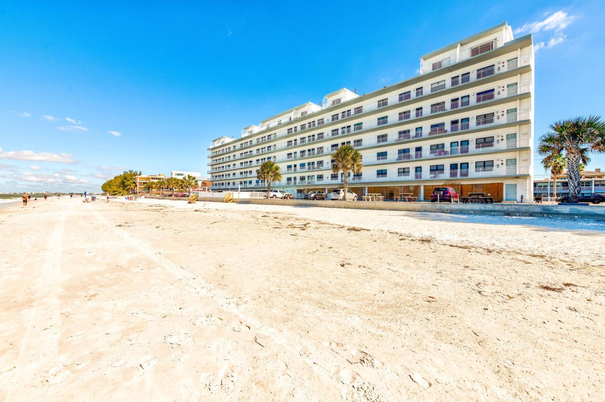 Sunset Chateau 409 St. Pete Beach Εξωτερικό φωτογραφία