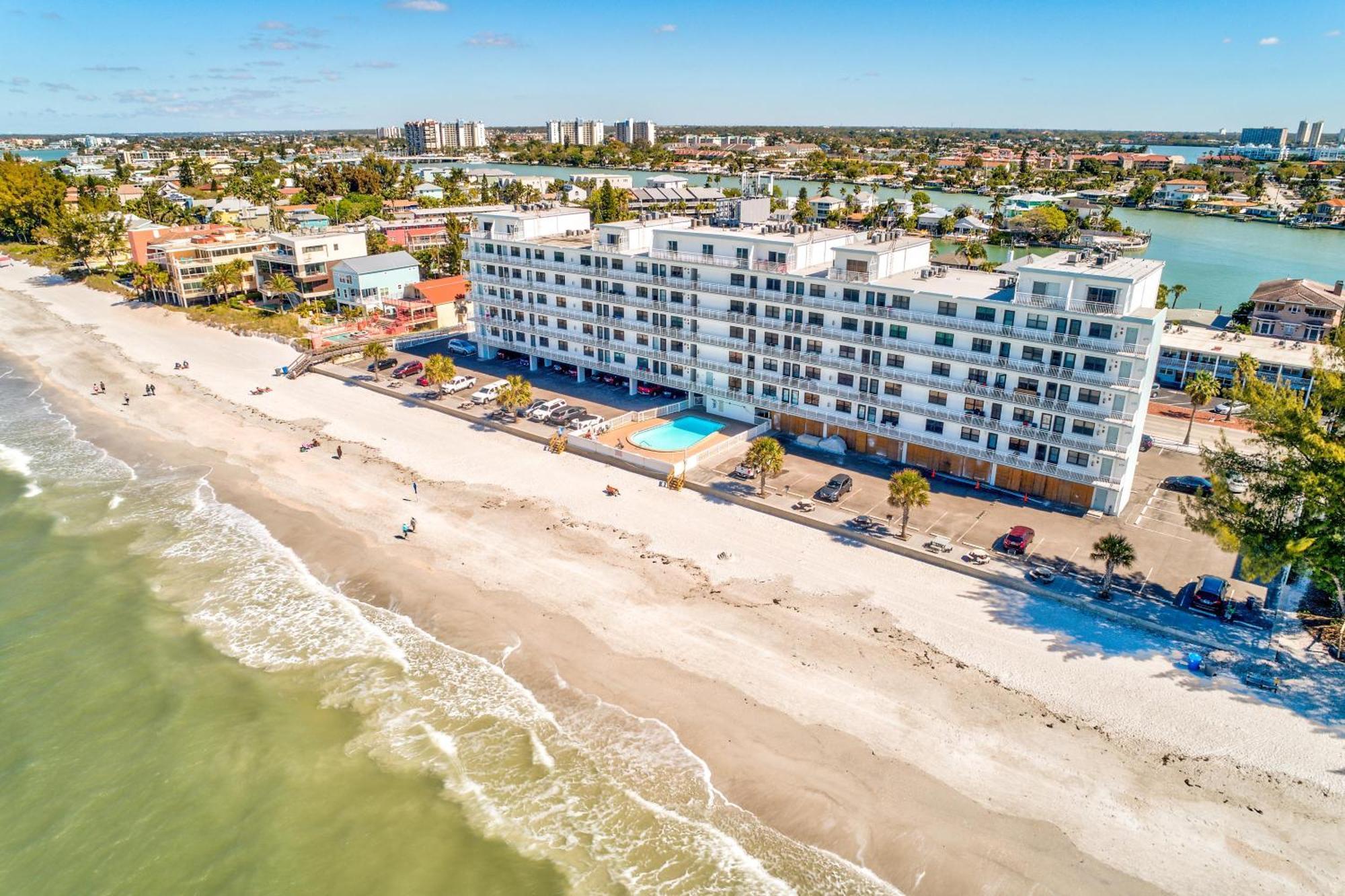 Sunset Chateau 409 St. Pete Beach Εξωτερικό φωτογραφία